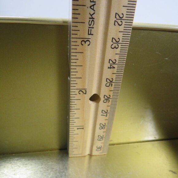 Botticelli Metal Tin Box Embossed lid Candy Tin 10" long - Picture 8 of 10